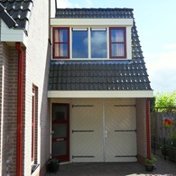 Garagedeuren en dakkapel